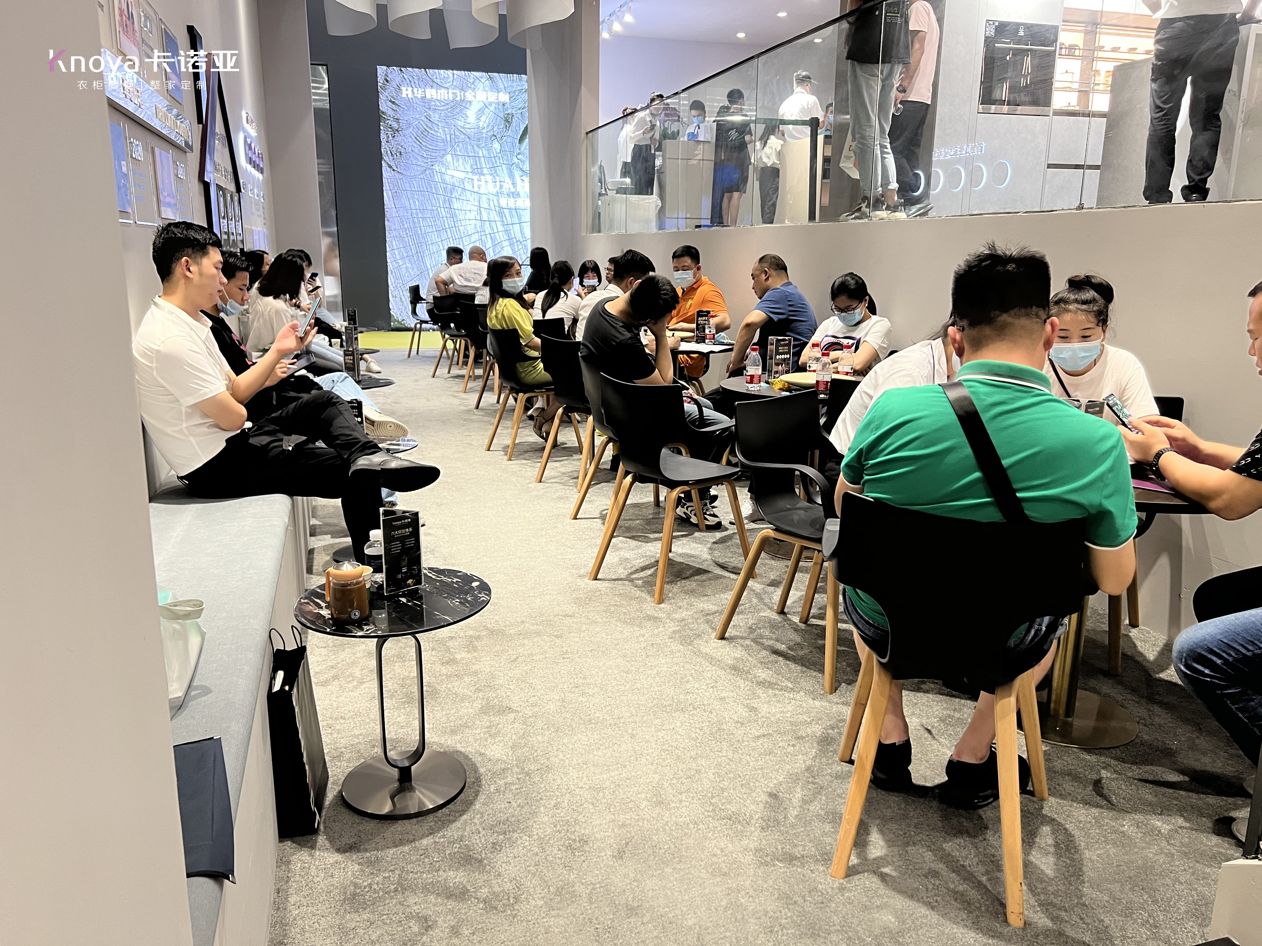 圓滿收官|卡諾亞顏質全開綻放2022中國廣州定制家居展